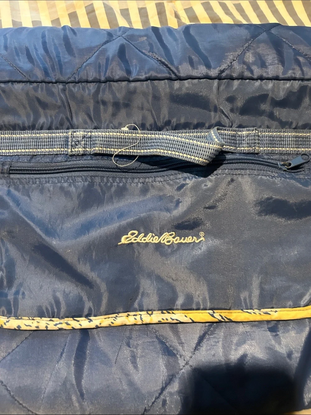 Eddie Bauer Quilted Blue  picnic or beach blanket  Cover